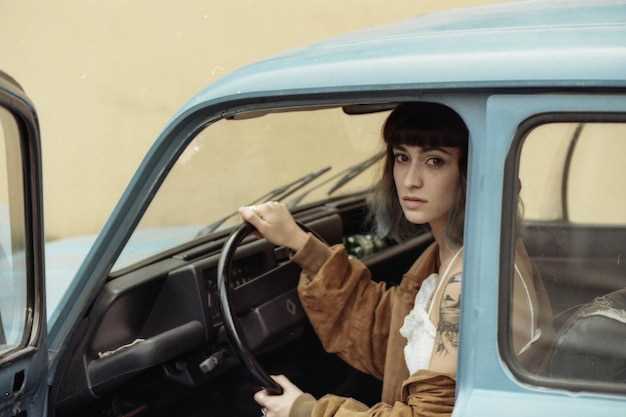 Preparing Your Vintage Car for Safe Transit