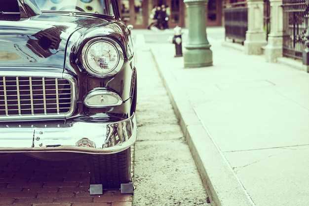 Choosing the Right Transport Method for Classic Cars
